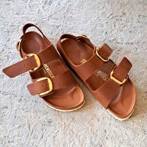 Birkenstock sandal with back strap
